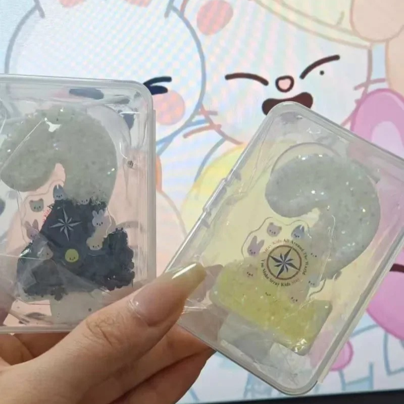 SKZOO K-pop cartoon Group 0-9  - Holiday Candle Set のレビューと価格
