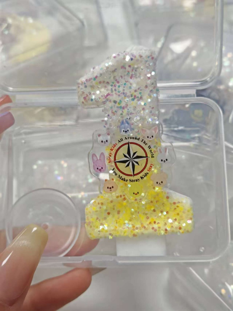 SKZOO K-pop cartoon Group 0-9  - Holiday Candle Set のレビューと価格