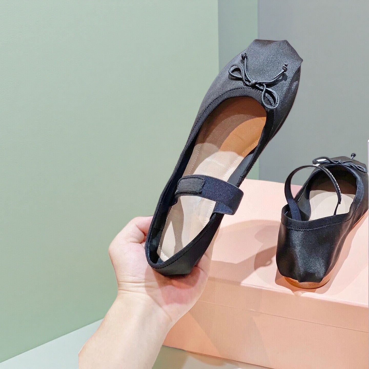 26SS Luxury Ballet Flats, Wome - Ribbon Bow Gift のレビューと価格
