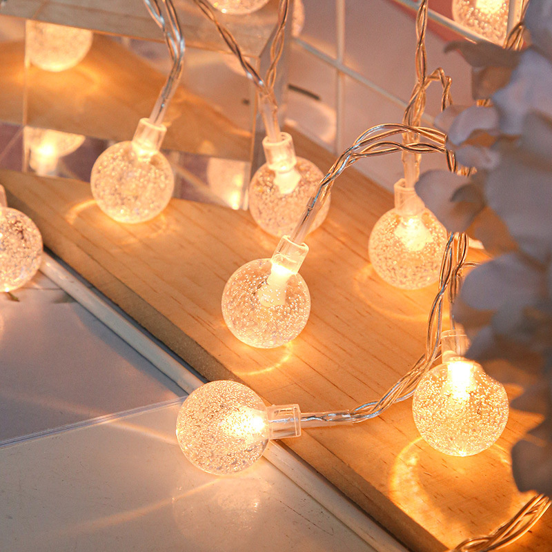 Battery-Powered Bubble Ball LE - Led Fairy String Lights のレビューと価格