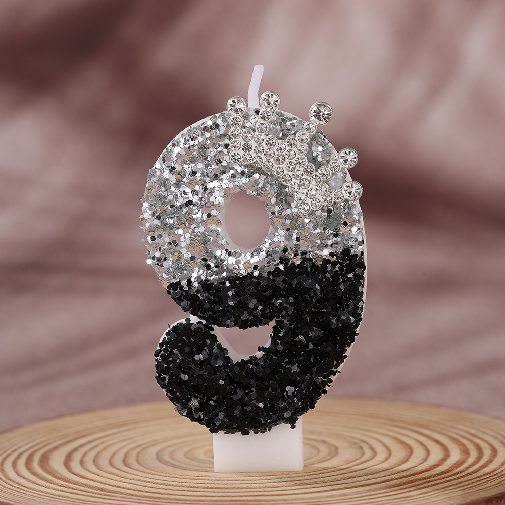 Black Silver Gradient Crown Ha - Holiday Candle Set のレビューと価格