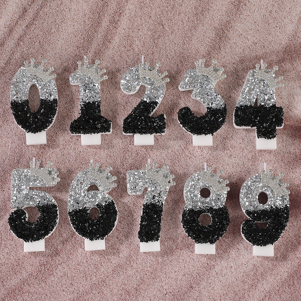 Black Silver Gradient Crown Ha - Holiday Candle Set のレビューと価格