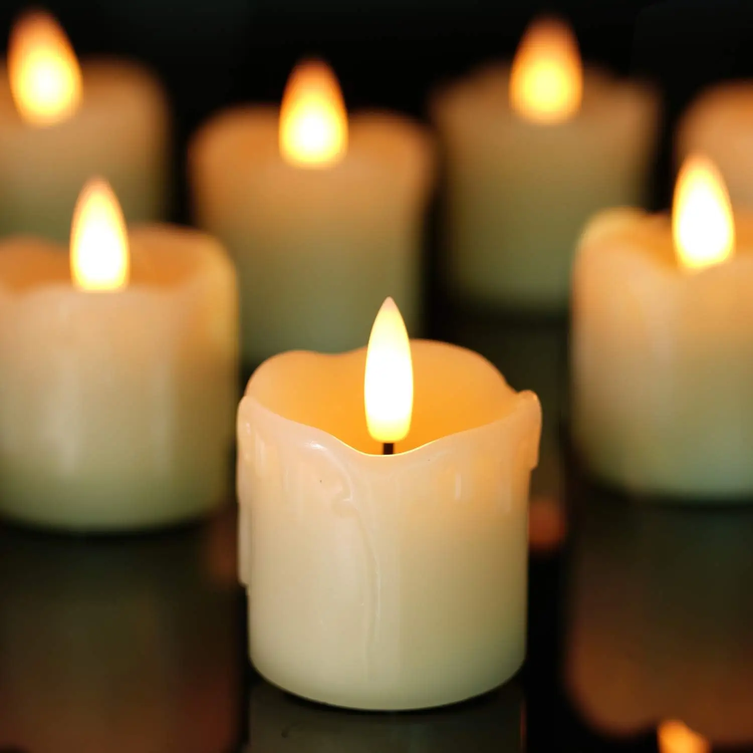 Flameless Votive Candles with  - Holiday Candle Set のレビューと価格